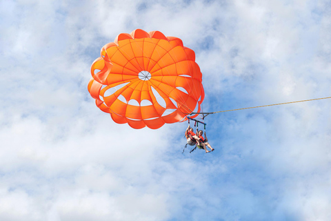 Buceo en Boracay con Parasailing y E-Scooter