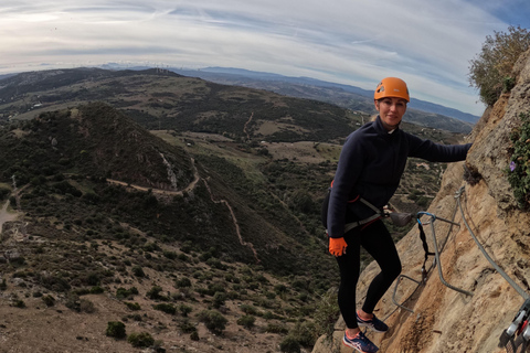 Von Estepona aus: Vía Ferrata de Casares - geführte Klettertour
