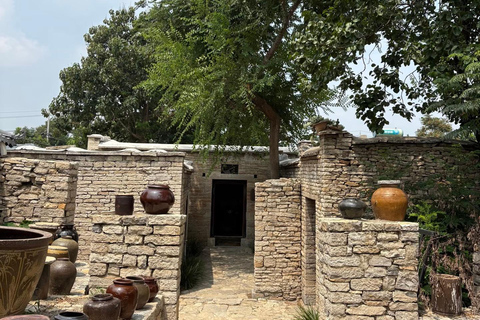 Jinan: Qufu – Konfuzianischer Tempel, Anwesen, Friedhof &amp; MuseumstourGuide for other languages