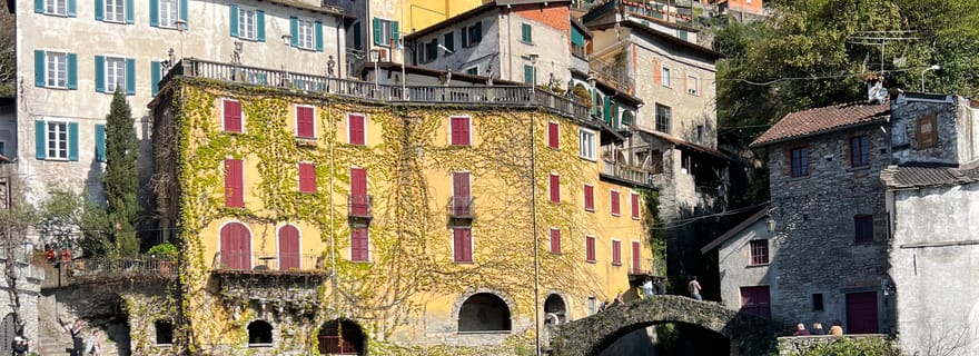 LAC COMO : 1hr de tour en bateau privé avec skipper