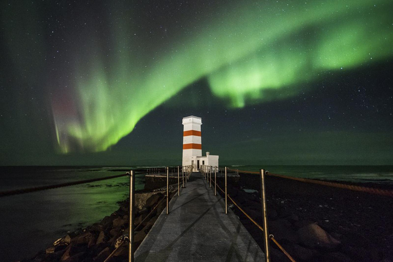 Excursión a Reikiavik para ver auroras boreales en 4x4. Grupo reducido Premium