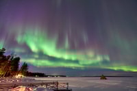Luleå , Northern lights snowmobile tour - Housity