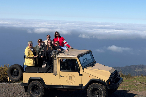 West Jeep tour Madeira: Fanal, Seixal beach, Vulcaninc Pools