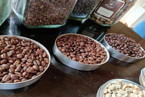 From Nairobi: Tea and Coffee Farm Tour with Tastings