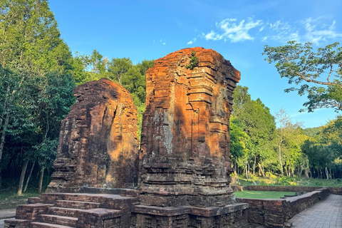 DaNang / Hoi an: My Son Sanctuary, Marble Mt & Golden Bridge Hoi an: My Son Sanctuary, Marble Mt & Golden Bridge Group