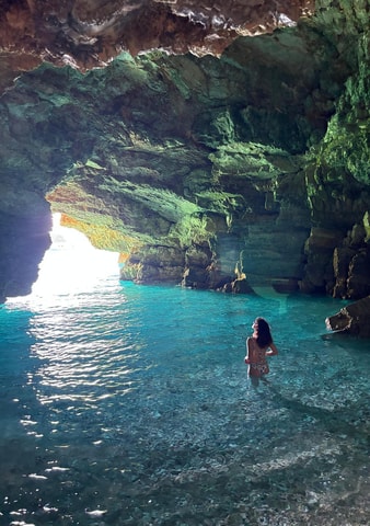 Vlorë: Haxhi Ali Cave and Karaburun Peninsula Boat Tour