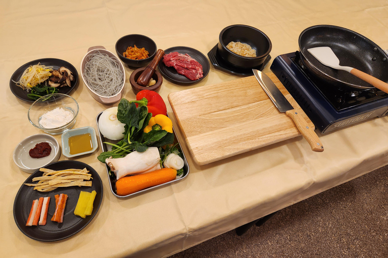Seoul: 6-Dish Korean Cooking Class & Hidden Alley Tour