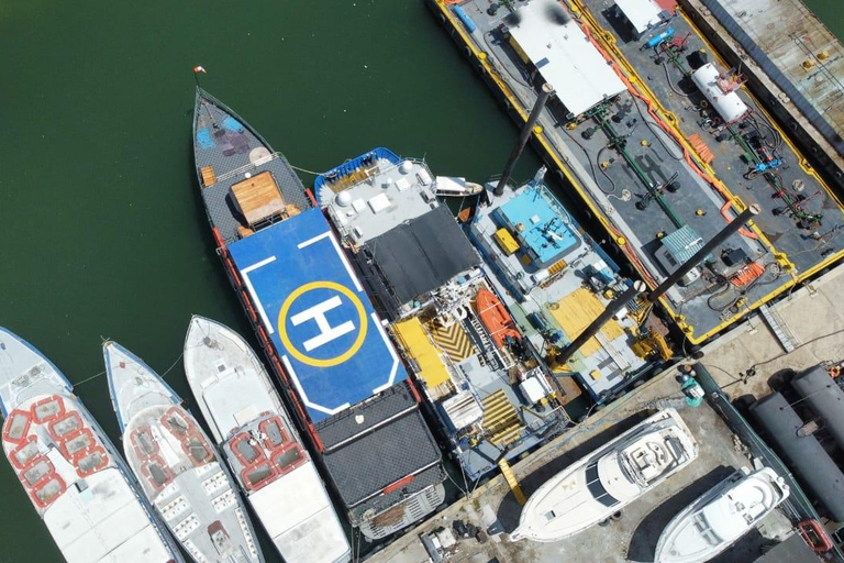 Cartagena: Volar Boat – 3 Decks with 4 Options Plan Flow