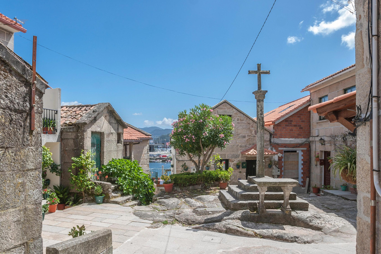Excursion to Costa da Morte, Finisterre, and Rías Baixas from Santiago Spanish sightseeing tour