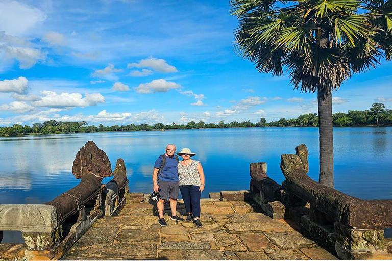 2-Day Small Group Temples Sunrise Tour from Siem Reap 2-Day Private English Tour Guide