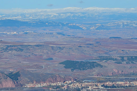 Secret Rioja: Street Art, Panoramic Views & Tasting – Private Tour