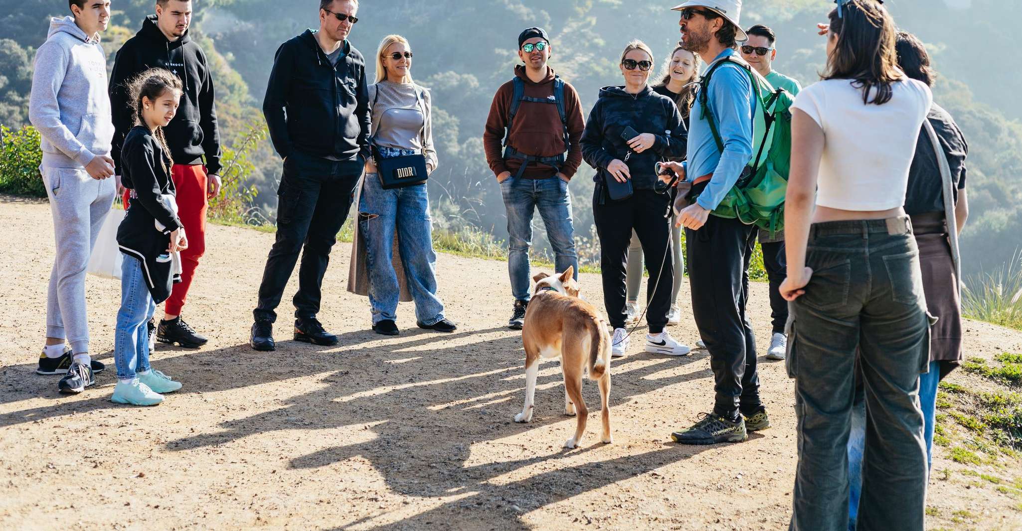 LA: Express Hollywood Sign Guided Walking Tour with Photos