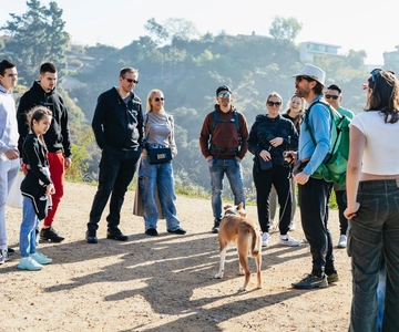 LA: Express Hollywood Sign Guided Walking Tour with Photos