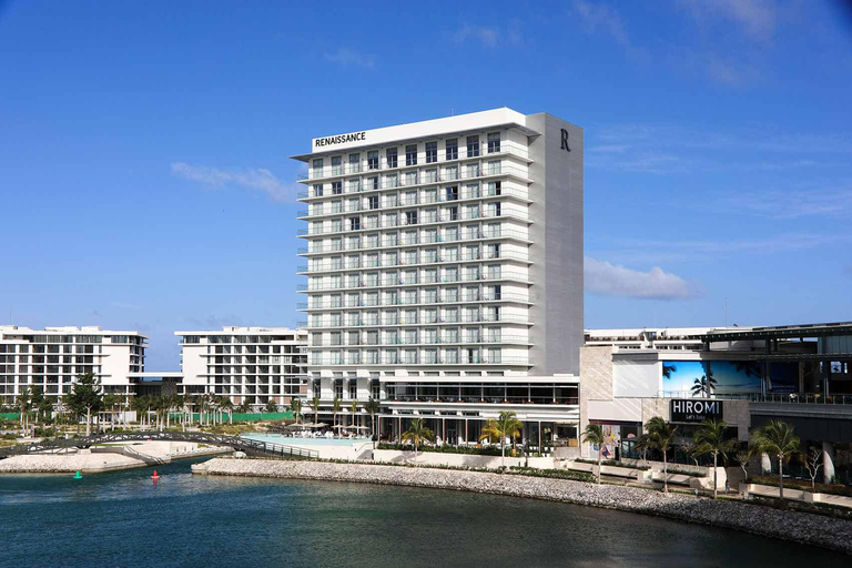 Prywatny transfer z ośrodka Renaissance Cancun na lotnisko CUN
