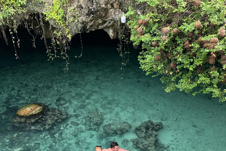 Sansibar:Schwimmen mit Schildkröten in der Salaam-Höhle