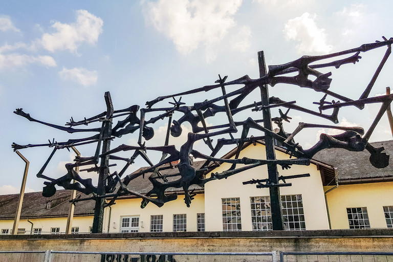 Från München: Halvdagsutflykt till Dachau Memorial SiteRundtur på engelska