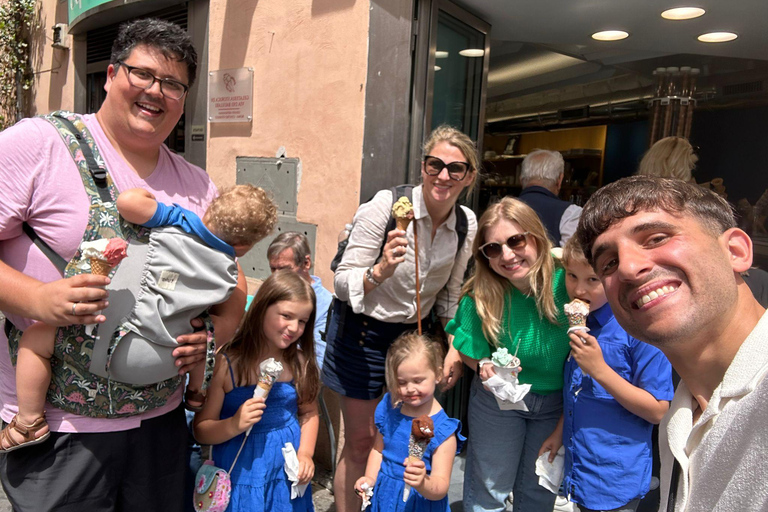 Rome: 4 hours Electric Golf Cart Tour with Custom Itinerary Rome 4 hours Golf cart Personalised tour with Private Pickup