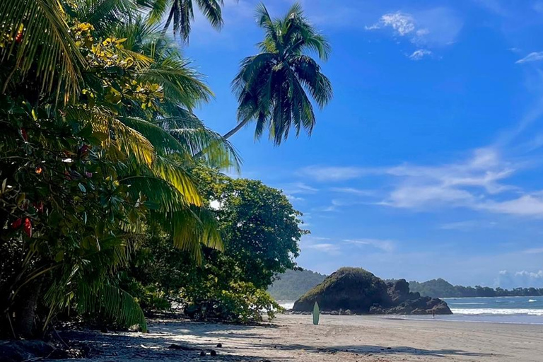 Massagem terapêutica percussiva + alongamento assistido na praia