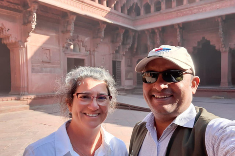 3 jours : Escapade dans le Triangle d&#039;Or au départ de Bangalore par avionCircuit sans les vols et l&#039;hôtel