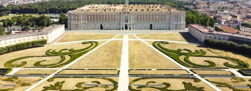 Visite en petit groupe du palais royal et des jardins de Caserta avec navette