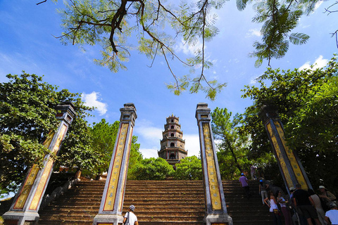 Hue Dragon Boat Tour: Perfume River, Royal Tombs, Pagoda