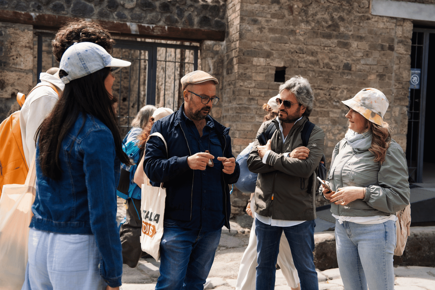 Rome: Pompeii & Naples High-Speed Train Day Trip with Lunch