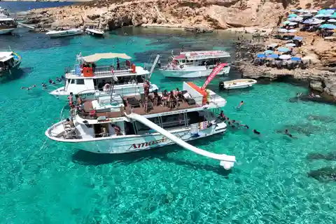 Malta Coastline Cruise: Comino, Blue Lagoon & Crystal Lagoon