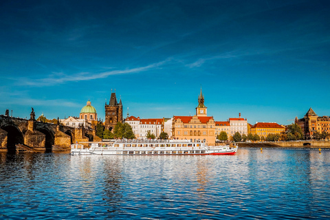 Prague: Vltava River Night Cruise with BuffetExclusive Package