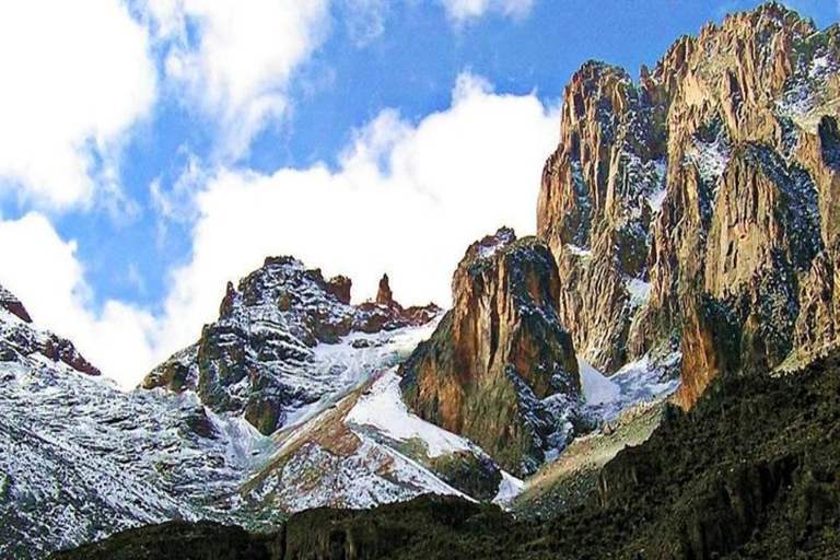 6 Days Mount Kenya Climbing through Chogoria Route