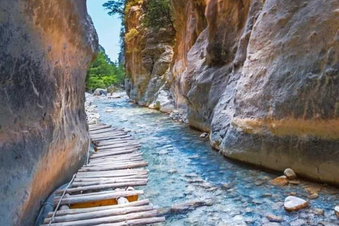 Chania Area with Pick up: Samaria Gorge Hike and Boat Ride