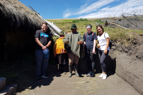 De Quito: Excursão de 1 dia a Quilotoa inclui almoço e ingressoExcursão particular