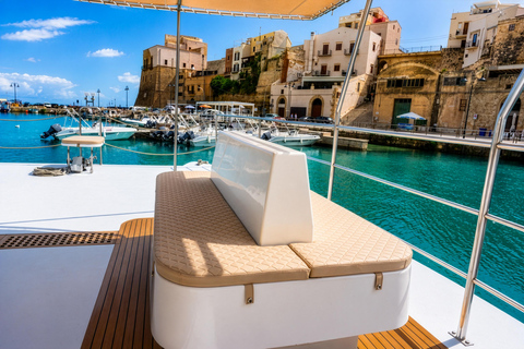 Castellammare: Catamaran Tour – Scopello Caves and Zingaro Nature Reserve Catamaran Tour: Caves, Scopello and Zingaro Nature Reserve