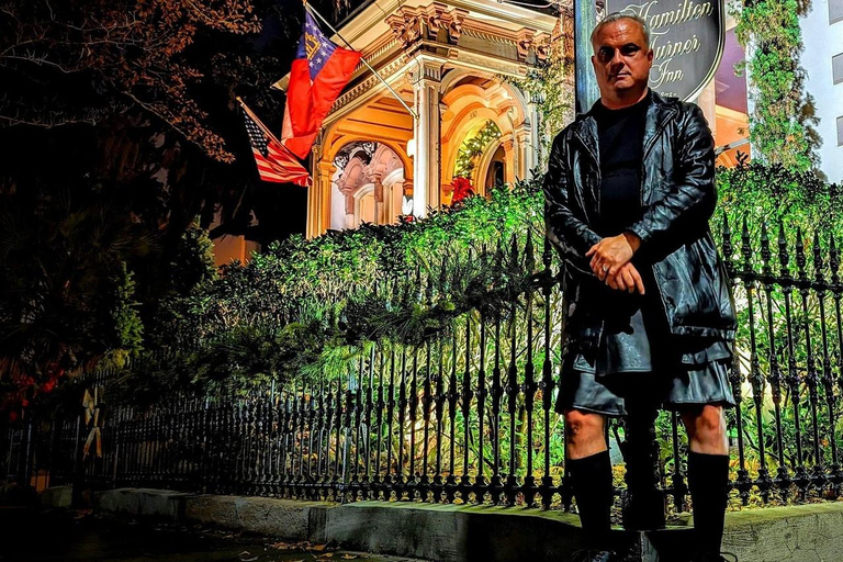 Savannah: Walking Tour with Bar Stops &amp; Local Guide