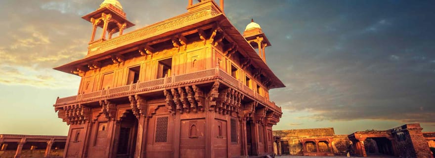Agra vers/depuis Jaipur avec visite guidée de Fatehpur Sikri et Abhaneri