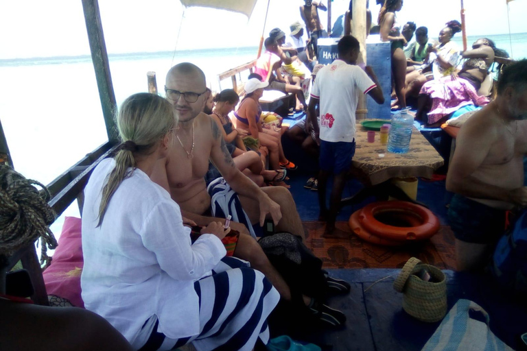 Diani: obserwacja delfinów i nurkowanie z rurką na wyspie Wasini