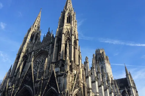 Rouen: Private Walking Tour with a Licensed Tour Guide