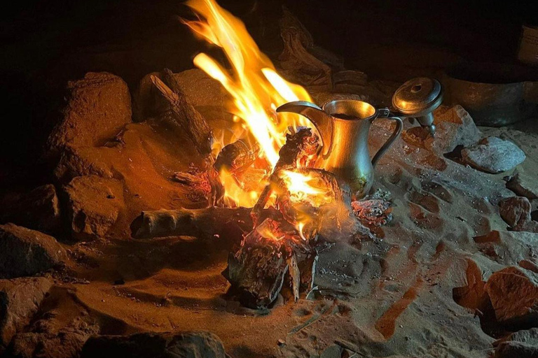 Safári de luxo com pernoite no deserto em Salalah