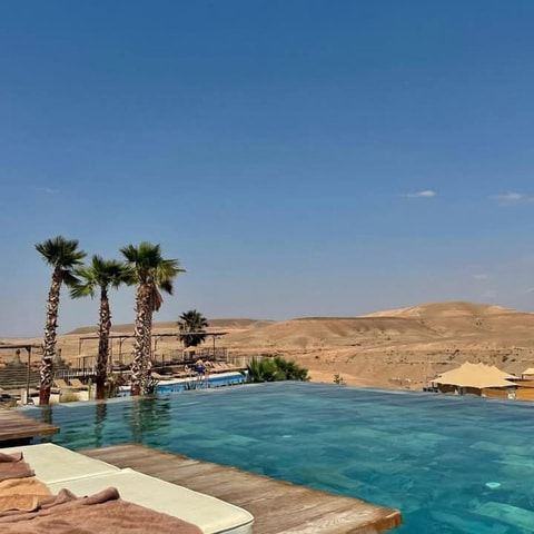 Marrakech: Agafay woestijntour met lunch en zwembad