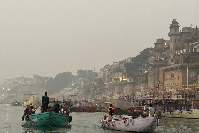 Visite de nuit de Varanasi depuis Delhi par le train le plus rapideHébergement 3 étoiles