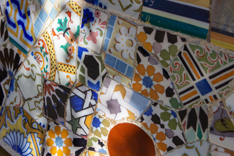 Barcelona: Park Güell Guided Tour with Skip the Line Ticket Spanish Tour