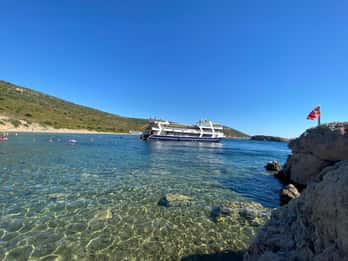 Cesme: Islands and Bays Boat Trip with BBQ Lunch