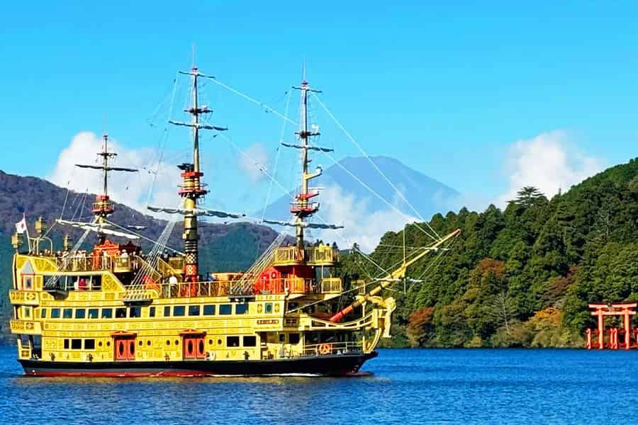 Von Tokio zum Fuji Hakone: Seilbahn, Ashi-See und Vulkan. Foto: GetYourGuide Von Tokio zum Fuji Hakone: Seilbahn, Ashi-See und Vulkan. Foto: GetYourGuide