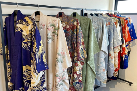 Tokyo: Asakusa Kimono Rental with Hairstyling & Photoshoot Female Basic Packages
