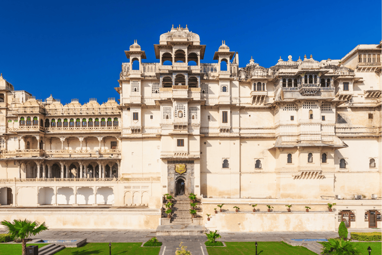 Highlights der Stadt Udaipur - Geführte Halbtagestour mit dem Auto