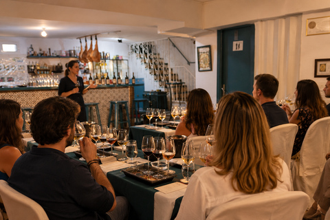 Dynamic wine tasting in Montilla Dynamic Montilla wine tasting