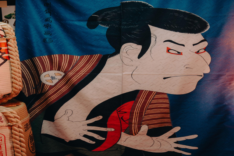 Degustación ilimitada de sake con degustación de sushi Omakase en TokioCata ilimitada de sake con 10 piezas de sushi omakase en Tokio