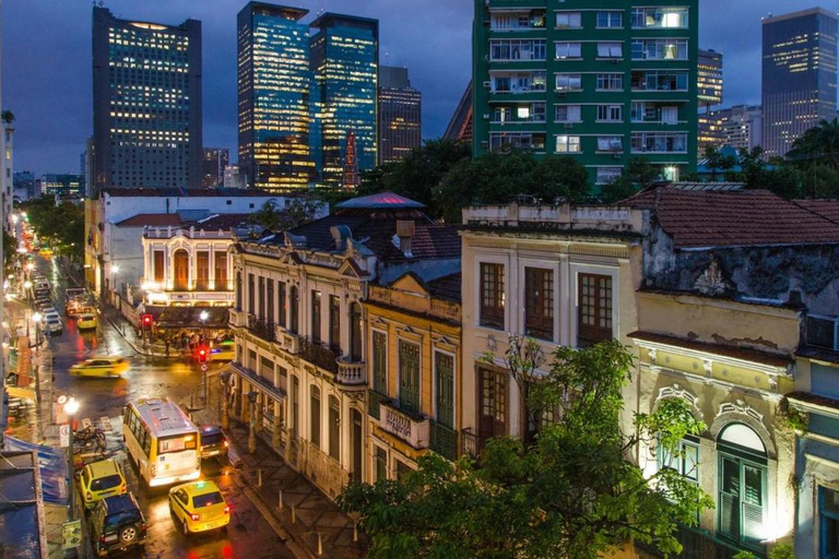 Rio de Janeiro: Nightclub Tour with Hotel Pickup & Drink