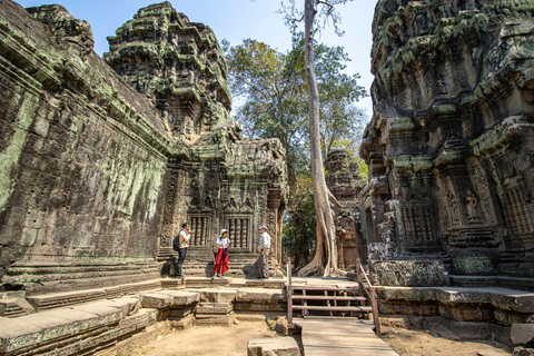 Tour privado guiado - Descubrimiento del Parque Arqueológico de AngkorVisita guiada privada a los Templos de Angkor con almuerzo incluido