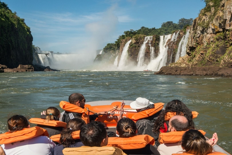 Chutes brésiliennes avec le bateau Safari de Macuco