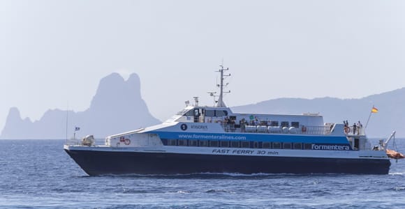 Formentera: Check out our fast ferry + e-bike package